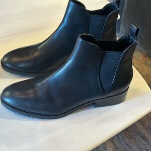 Cole Haan Black Leather Chelsea Ankle Boots